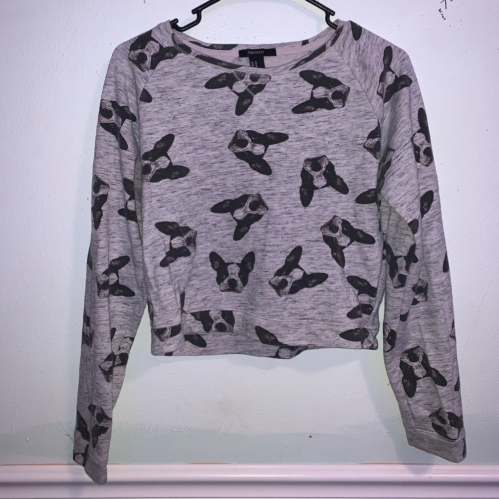 Hoodies & long sleeves